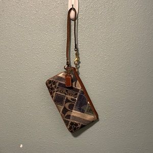 Coach wristlet vintage